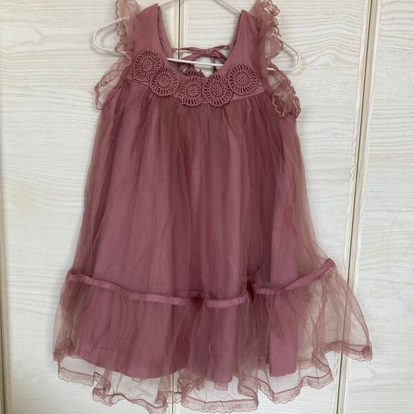 くすみピンクチュールワンピース