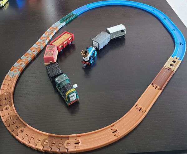 カプセルプラレールトーマス
