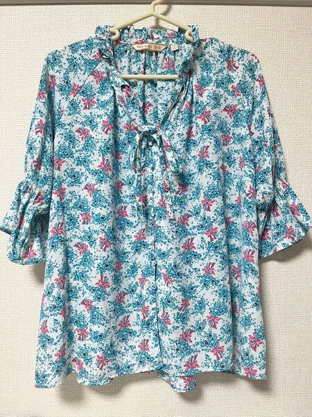 UNIQLO*PAUL&JOE ブラウス 花柄 リボン フリル 総柄 ボウタイ