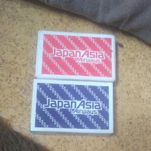 ジャパンアジア航空のトランプ2セット