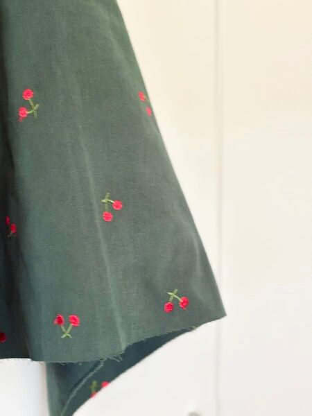 チェリー刺繍 生地