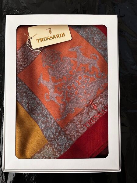 TRUSSARDI トラサルディスカーフ柄 総柄 ウール 100% ストール ショール ひざ掛け 秋冬 大判 140×140cm