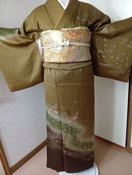 袋帯つき訪問着 刺繍 流水枝花舞蝶文 暈し染め 未使用 入学式 卒業式 結婚式 慶事 フォーマル 佳き日の装い 値引き可