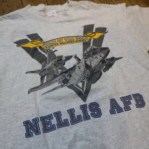 90s USA製 USAF NELLIS AFB Tシャツ グレー L ミリタリー 米軍 空軍基地 半袖 プリント リフレクター ヴィンテージ Air Force