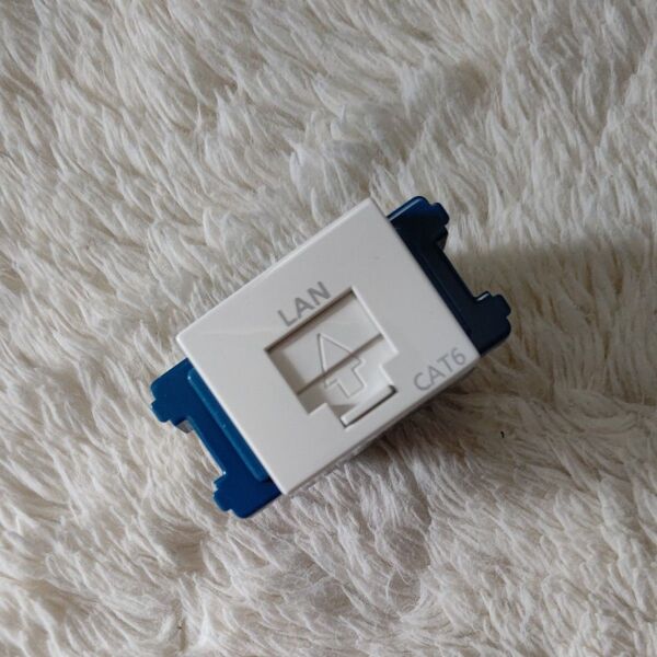 NR3170W 情報モジュラジャック Panasonic コスモシリーズワイド21 CAT6