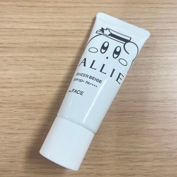 ALLIE アリィー シアーベージュ SPF50+ 顔用 カービィコラボ 数量限定