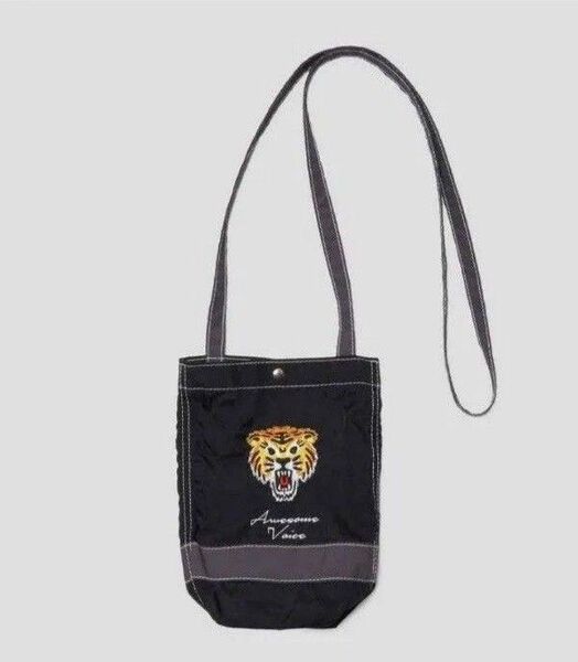 オーサムタイガー(FRUIT OF THE LOOM)|ショルダーバッグ 男女兼用 新品