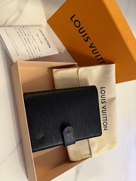 ルイヴィトン VUITTON 手帳カバー エピ