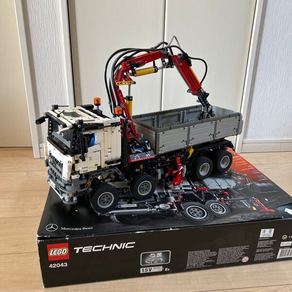 LEGO テクニック 完成品 ベンツトラック