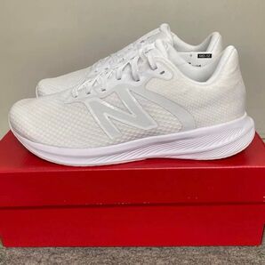 ニューバランスメンズスニーカーランニングジョギングシューズホワイト白新品25.5 ニューバランス シューズ学生靴通学用2E