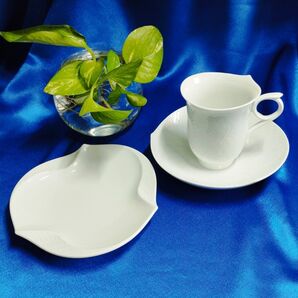 【未使用】Meissen/波の戯れ『カップ&ソーサー、ホワイトディッシュ』
