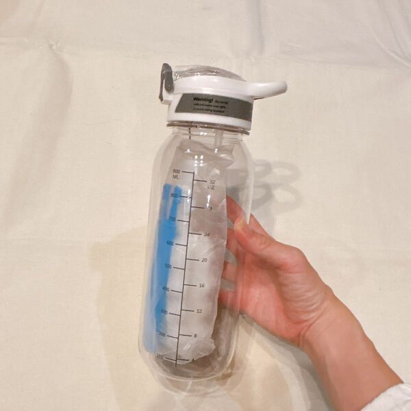 VENNERLI ウォーターボトル 1000ml (食洗機対応) 水筒 2つのクリーニングツールが付属 Tritan製 ストロー
