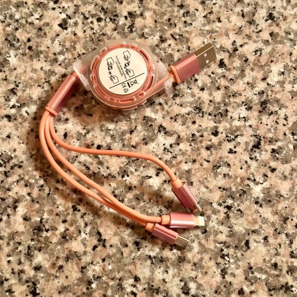 3in1 巻き取り式 充電ケーブル ピンク