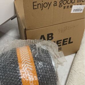 【新品未使用】ホームジム 腹筋ローラー 箱付き トレーニング 腹筋 ダイエットに最適