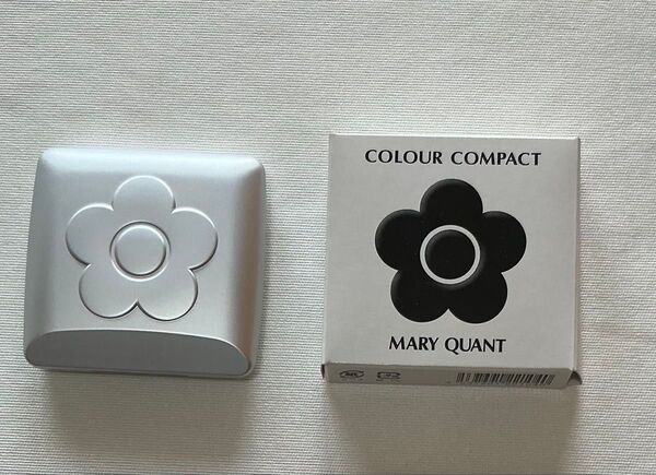 MARY QUANT COLOUR COMPACT カラーコンパクト シルバー 未使用