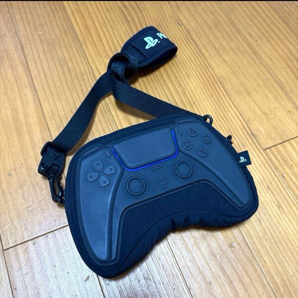 PlayStation バッグ ZARA プレステ コントローラー 黒 ブラック カジュアル ゲーム スイッチ