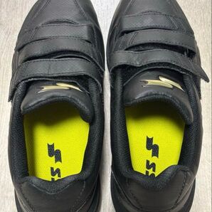 SSKブラックトレーニングシューズ