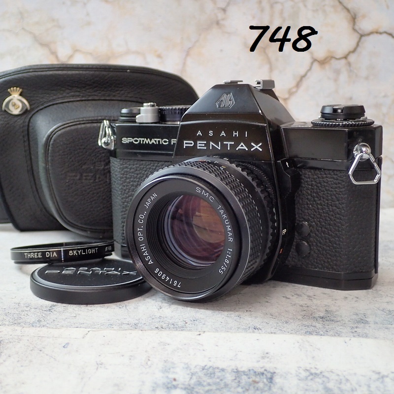 Classic Camera Review: Pentax Spotmatic F - The Noisy Shutter