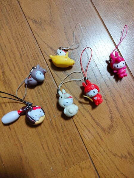 ハローキティストラップ★6個セット★ROUND1★ハローキティxロディ★かわいいストラップまとめ売り★キーホルダー