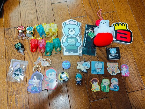 BIGBANG BTS フラッシュリング キーホルダー ステッカー まとめ売り