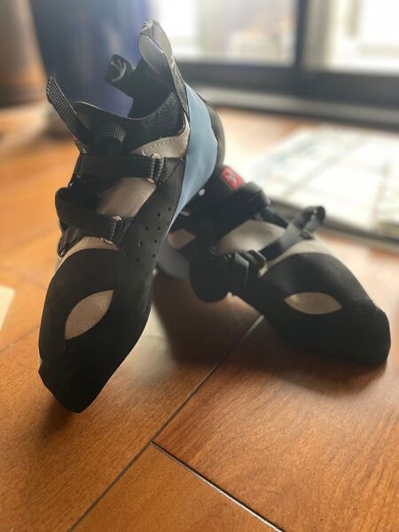 新品 TENAYA OASI 39 1/2 テナヤ オアシ クライミングシューズ
