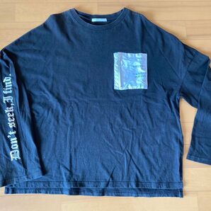 ジッパー付きポケット ブラック長袖Tシャツ