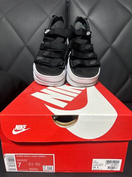送料込 NIKE ICON CLASSIC SANDAL24センチブラックused