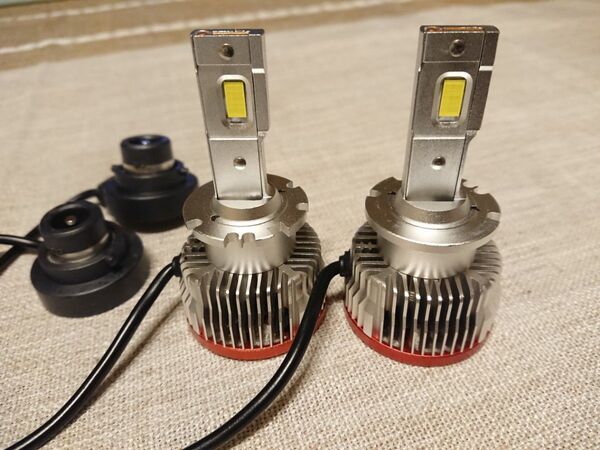 【HIDからLEDへ変えたい方へ】SUPAREE D2S/D2R兼用 LEDバルブ 6500K 16000lm 35W 2個セット