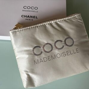 シャネル CHANEL ノベルティ ポーチ