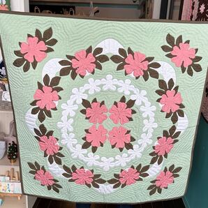 <正規品>タペストリーフラワーレイセルドングリーンハワイアンキルト