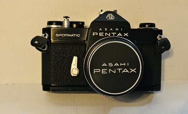 Pentax SP + SMC Takumar f/1.4 50mm