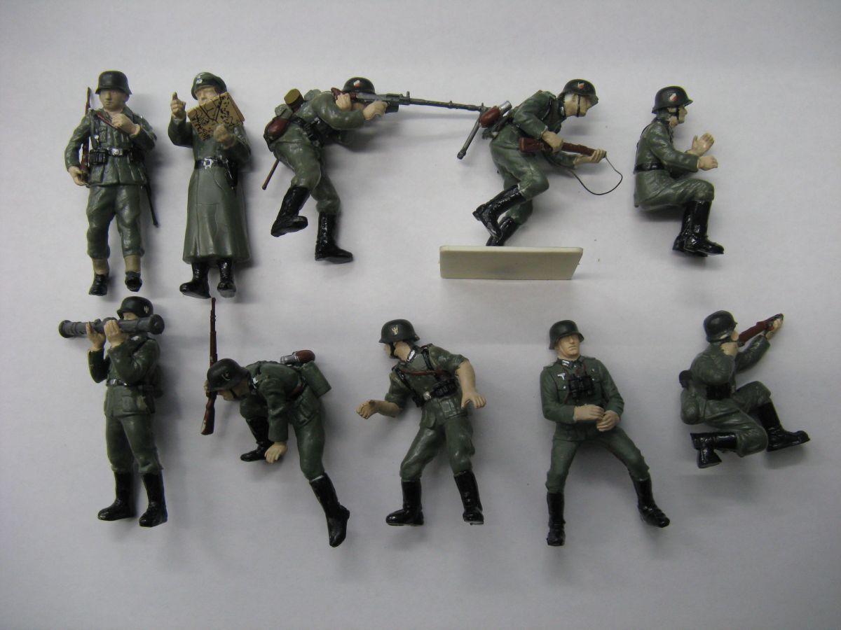 1/35ドイツ兵8体完成品 Yahoo!オークション -「ドイツ兵 1/35」の落札相場・落札価格