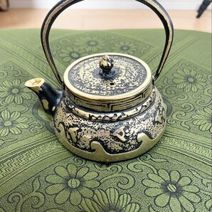 鉄瓶 【未使用】 ☆黒と金色の豪華絢爛☆ 一点物