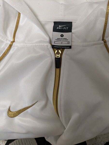 NIKE パーカー ドライフィット Sサイズ