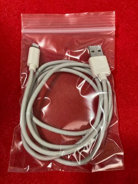 C中古★ELECOM 充電ケーブル1mコードUSB Lightning iPhone ライトニングUSBケーブル 汚有