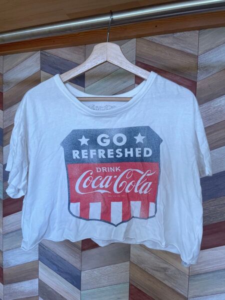 コカコーラ トップス Tシャツ