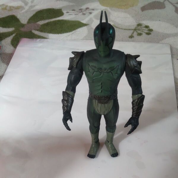 仮面ライダー怪人ミドルサイズ18センチと14センチフィギュア2体