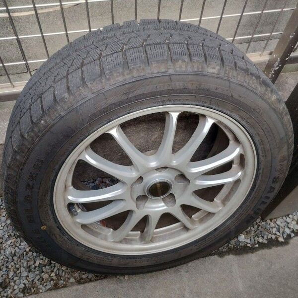 225/55/R17 スタッドレスタイヤ、ホイール4本セット 10系アルファードで使用していました