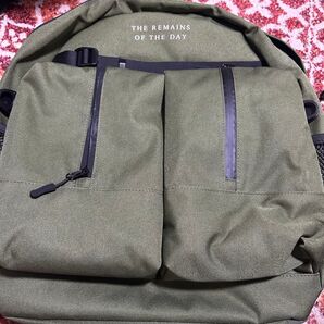THE REMAINS OF THE DAY バックパック カーキ