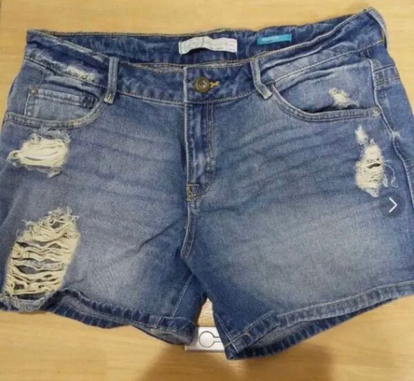 ベルシュカ デニムショートパンツ ダメージ加工 レディース