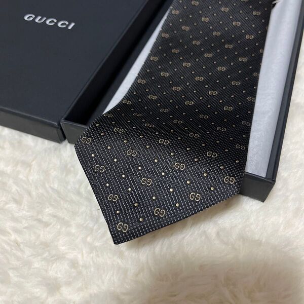 美品!現行タグ GUCCI gg 総柄 ブラック ネクタイ