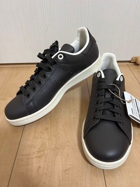 新品 未使用 adidas スタンスミス stansmith ID6117 23.5 スニーカー ブラウン アディダスオリジナルス