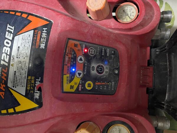 MAX AK-HL1230EⅡ エアコンプレッサー