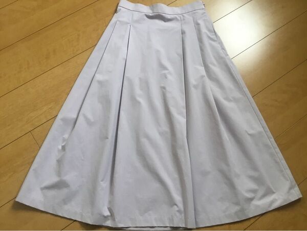 ユニクロ タックスカート M パープル系 薄い紫