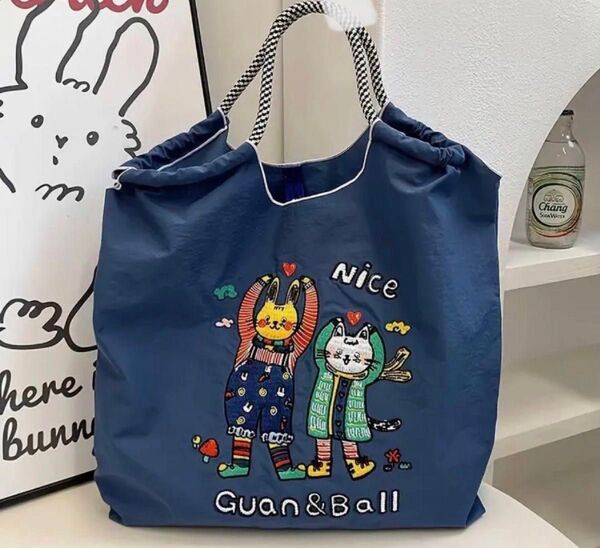 うさぎとネコ 刺繍 エコバッグ Mサイズ ネイビー