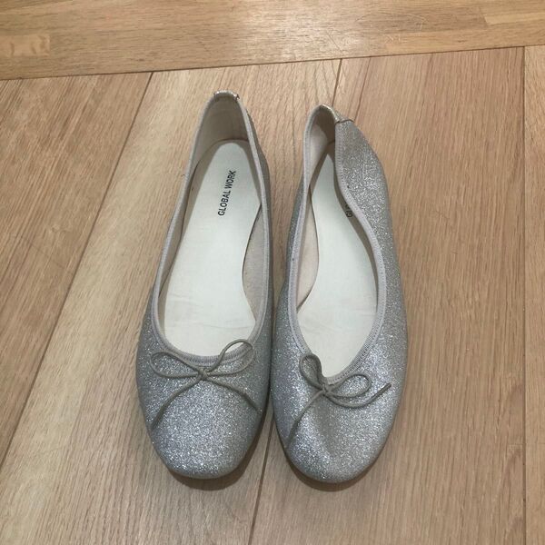 GLOBAL WORK ラメ入りフラットシューズ シルバー
