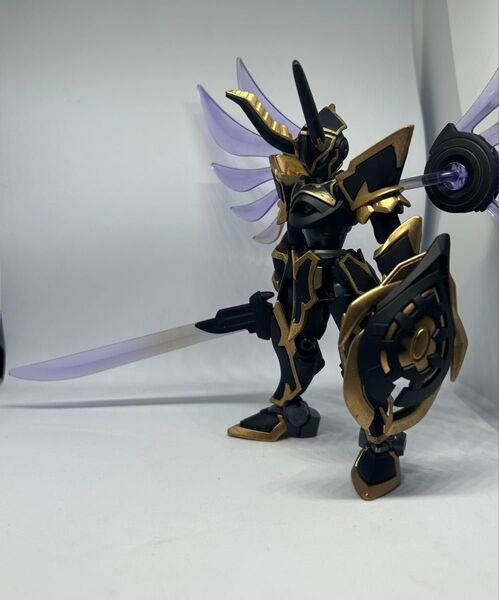 プラモデル 模型 ロボット 組み立て済み 組立済 LBX ダンボール戦機 ルシファー 完成品 ジャンク