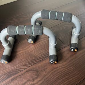 プッシュアップバー
