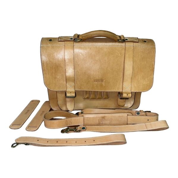 【美品】BREE 3WAY オールヌメ革 ビジネスバック リュック ショルダーバッグ ブリーフケース A4 保存袋