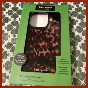 【kate spade】 iPhone16Proケース タートイズ べっこう